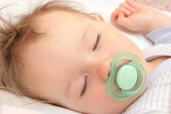 10 Tips for Weaning Off the Pacifier